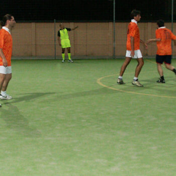 Del dice all'arbitro "non ho fatto nulla"