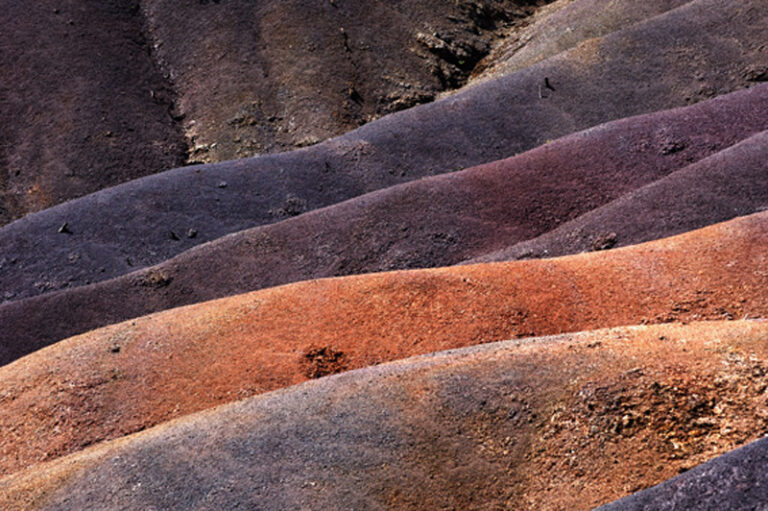 Terre colorate 1 - Opera di Antonio Barisani