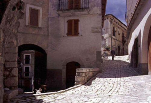 Abruzzo Fontecchio - Opera di Bianca Maria Rizzoli