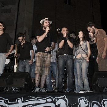 Notami! - Saluti finali con tutti i gruppi sul palco