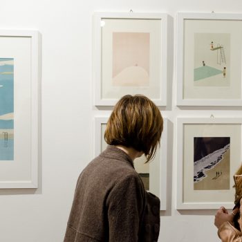 Alcune illustrazioni di Shout nella mostra Rivisti