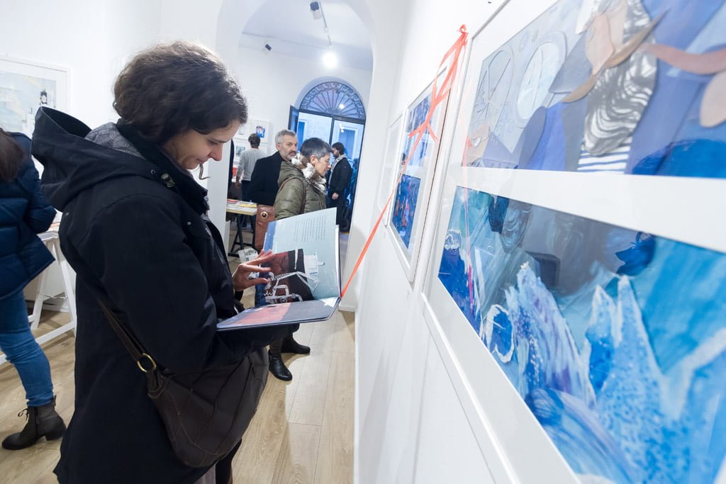 More - Mostra di Victoria Semykina