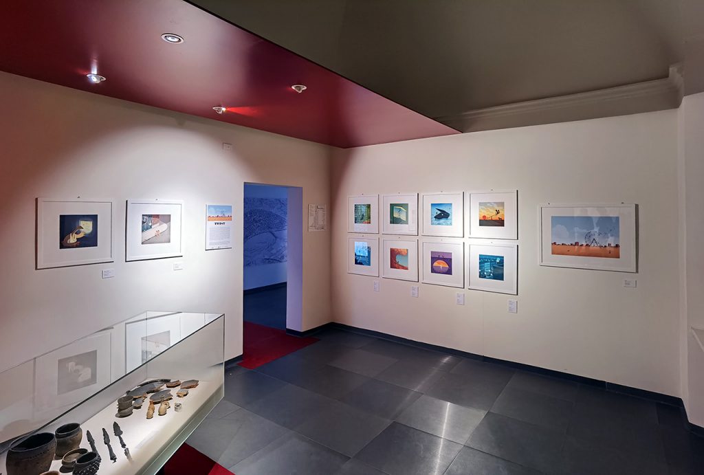 Allestimento della mostra Twist di Davide Bonazzi al Museo Garda di Ivrea
