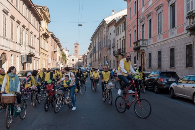 Affiche 10 - Biciclettata con Massimo Caccia